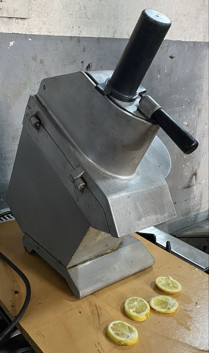 Maquina Universal SAMMIC com Garantia 1 ano