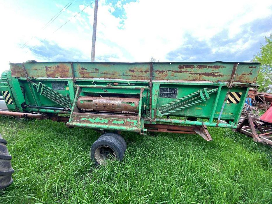 Продається комбайн зернозбиральний ДОН 1500Б 2010 рік + жатки