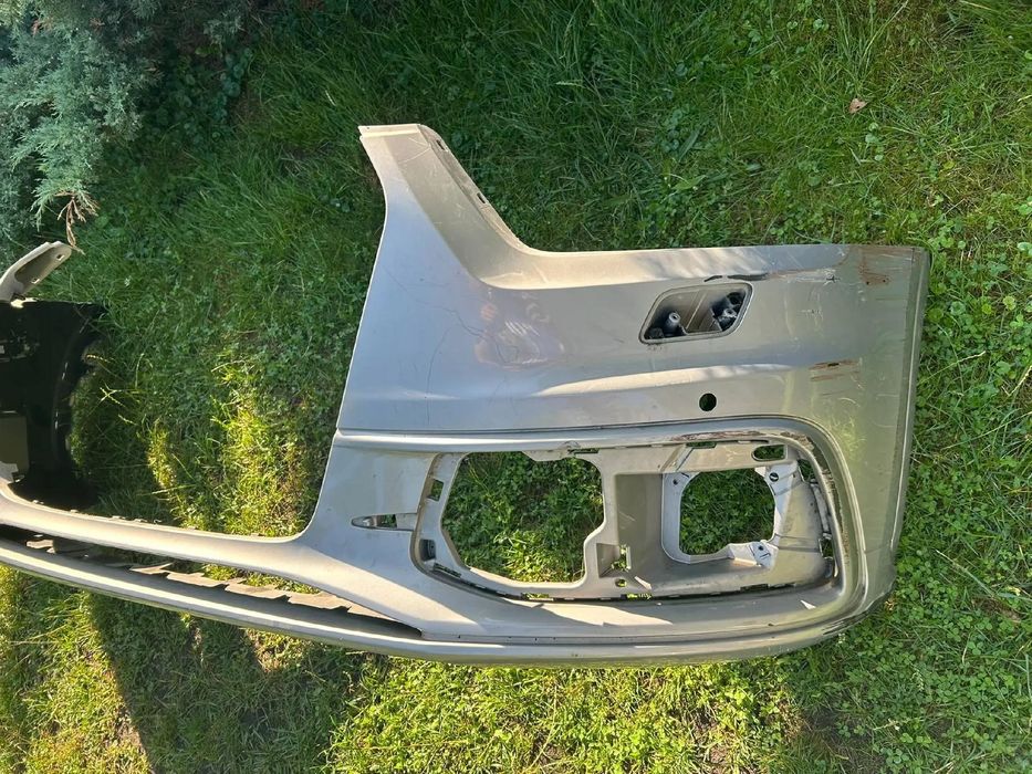 Zderzak przód Audi Q3 8U