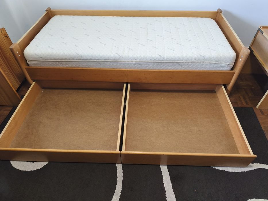 Cama Solteiro com dois gavetões em madeira maciça com colchão colunex