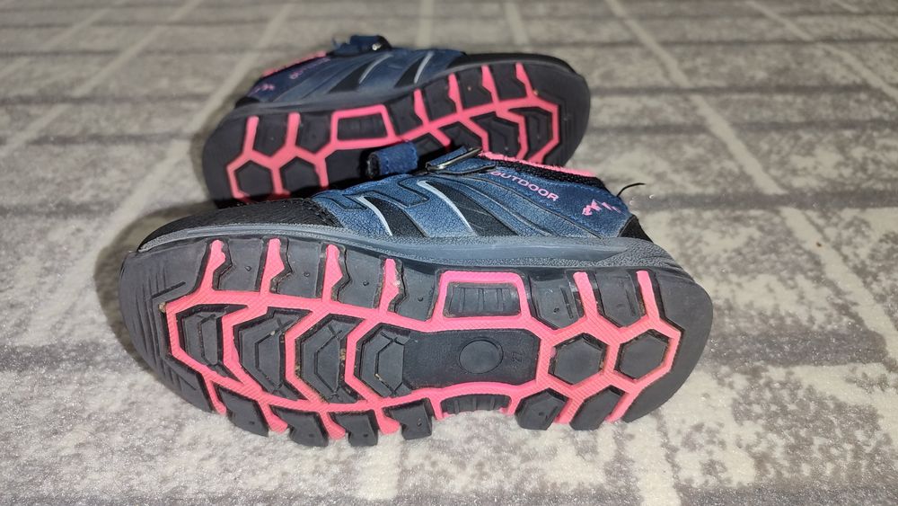 Демисезонні ботинки. Розмір 27.