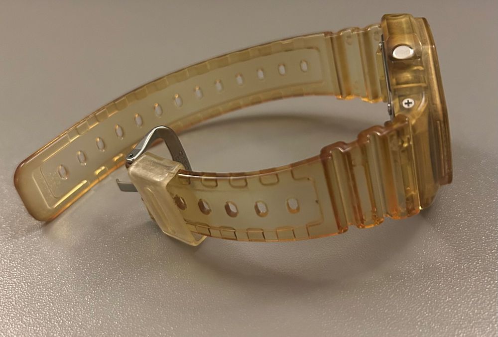 Годинник Casio G-Shock GA-2100SKE