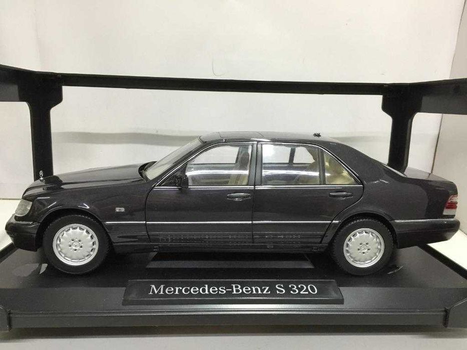 1:18 Mercedes S 320 (W140) 1997, Dealer Edition, Norev