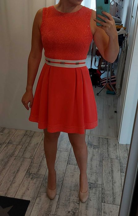 Koralowa sukienka na wesele/impreze