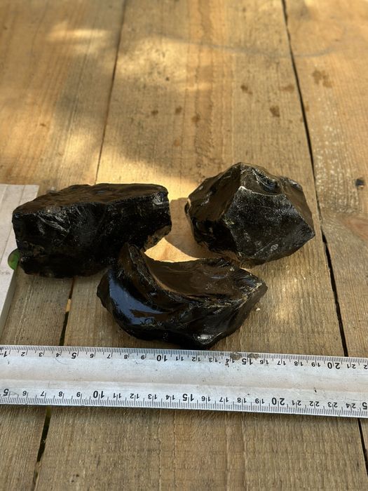 Обсидиан камінь обсидіан натуральний