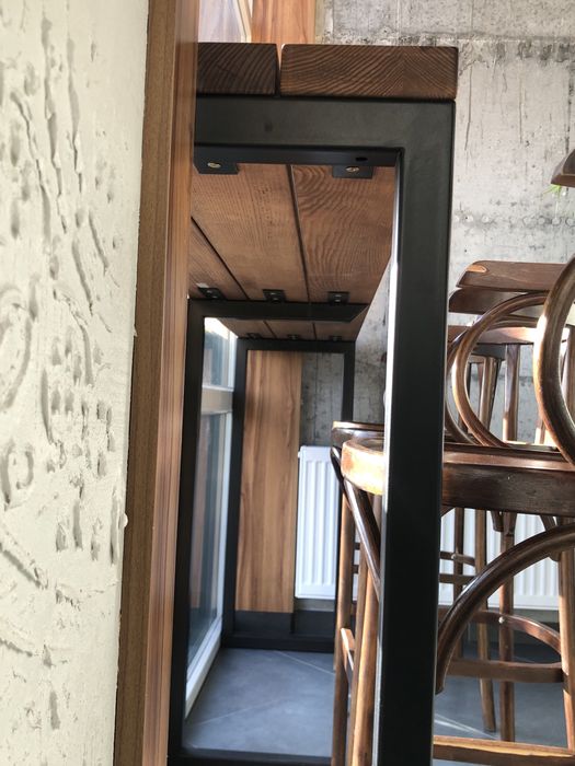 Стол высокий ///