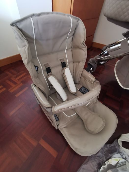 Carrinho de bebé64861421326466122