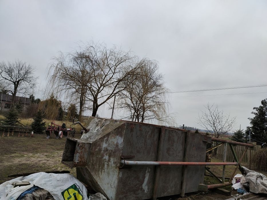 Sprzedam lub zamienię silos  po cemencie