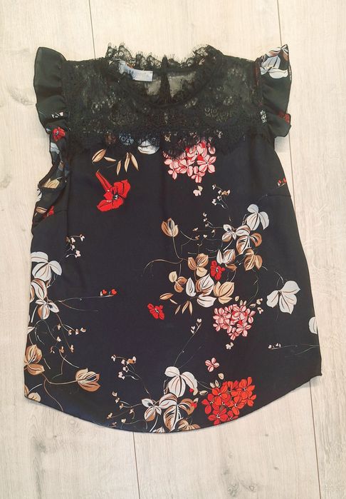 Bluzka Rinascimento kwiaty r. XL