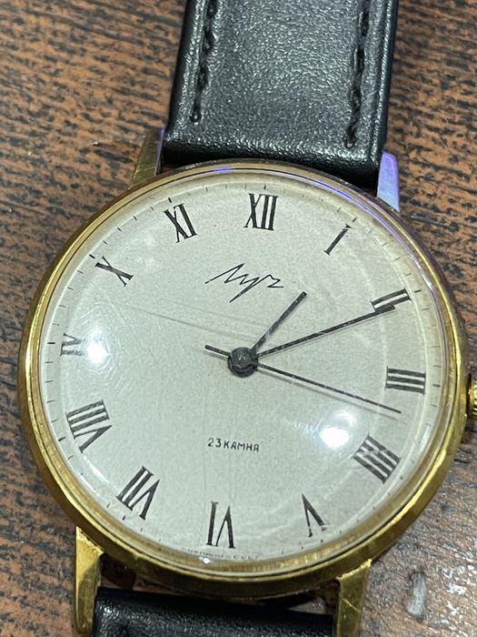 Zegarek Łucz mechaniczny 23 kamienie