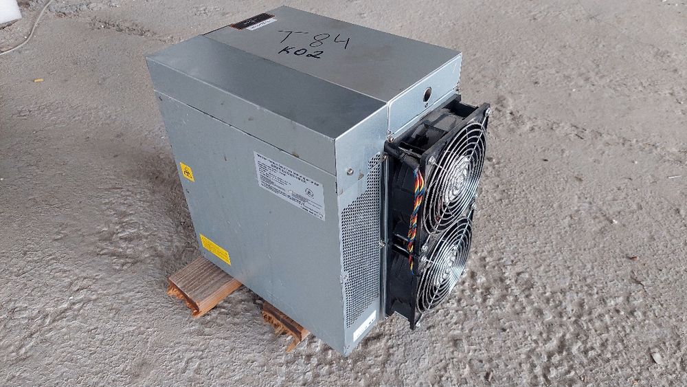 Аsic Асик Bitmain Antminer T19 S19 в іммерсіоному маслі та без