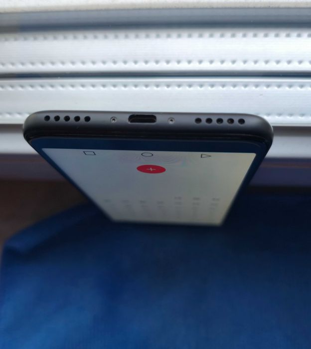 Smartfone MEIZU M8C - w bardzo dobrym stanie