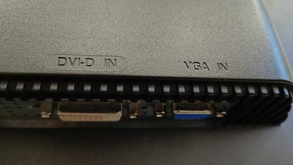 Монітори Acer, Samsung