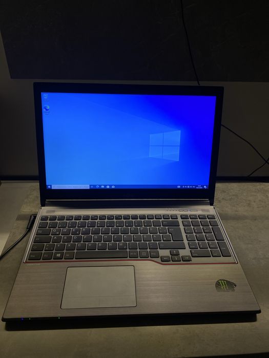 Ноутбук Fujitsu intel core i5-6300 ssd
