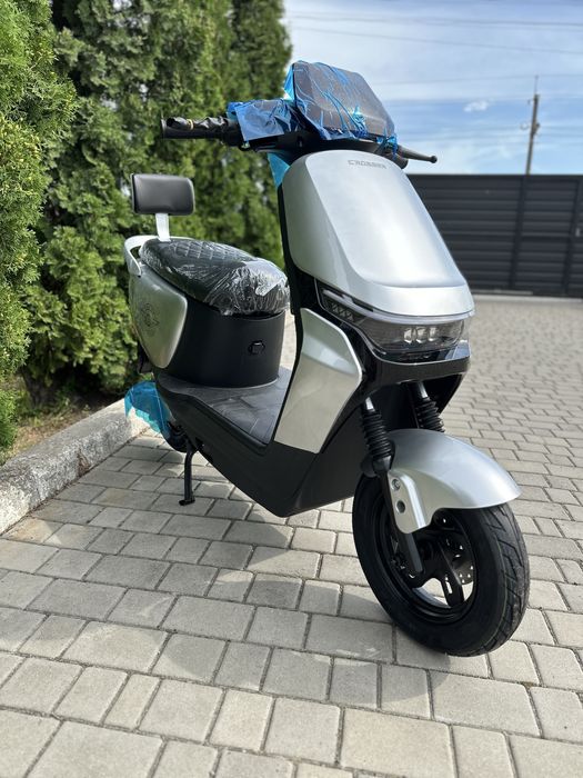 Crosser TR-14 електроскутер