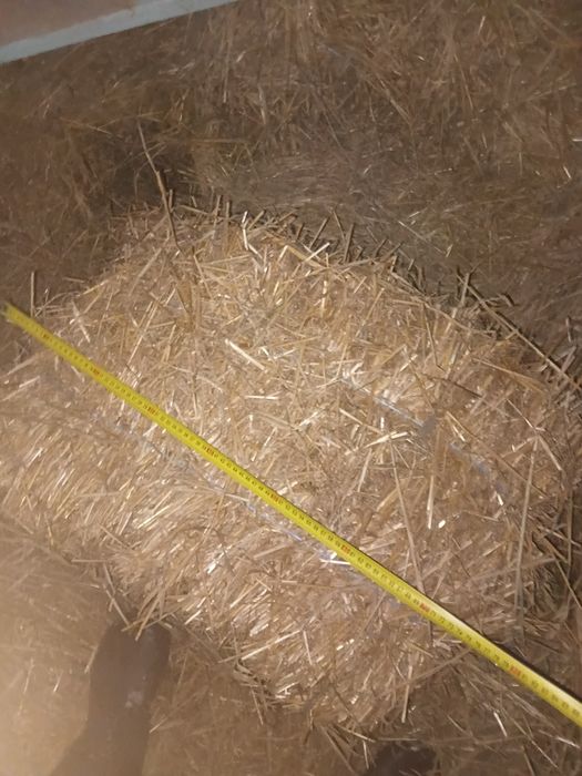 Продам солому в тюках