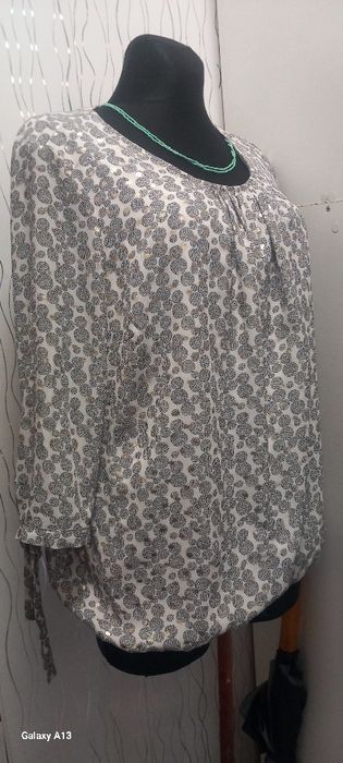 Elegancka bluzka damska. 46
