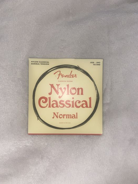Struny nylonowe Fender