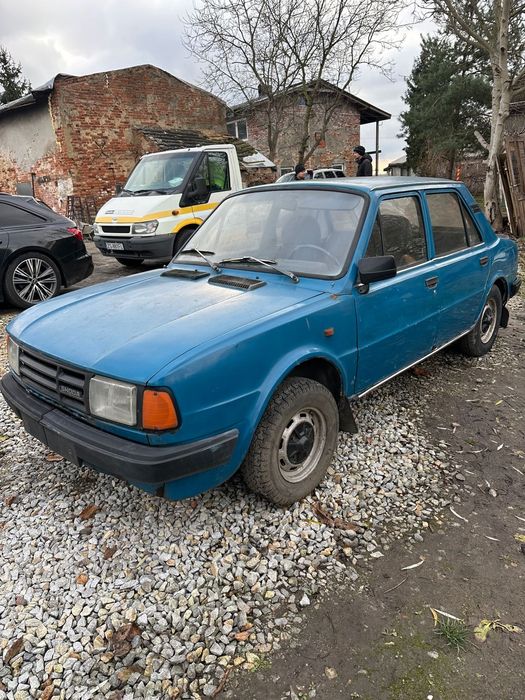 Škoda 120