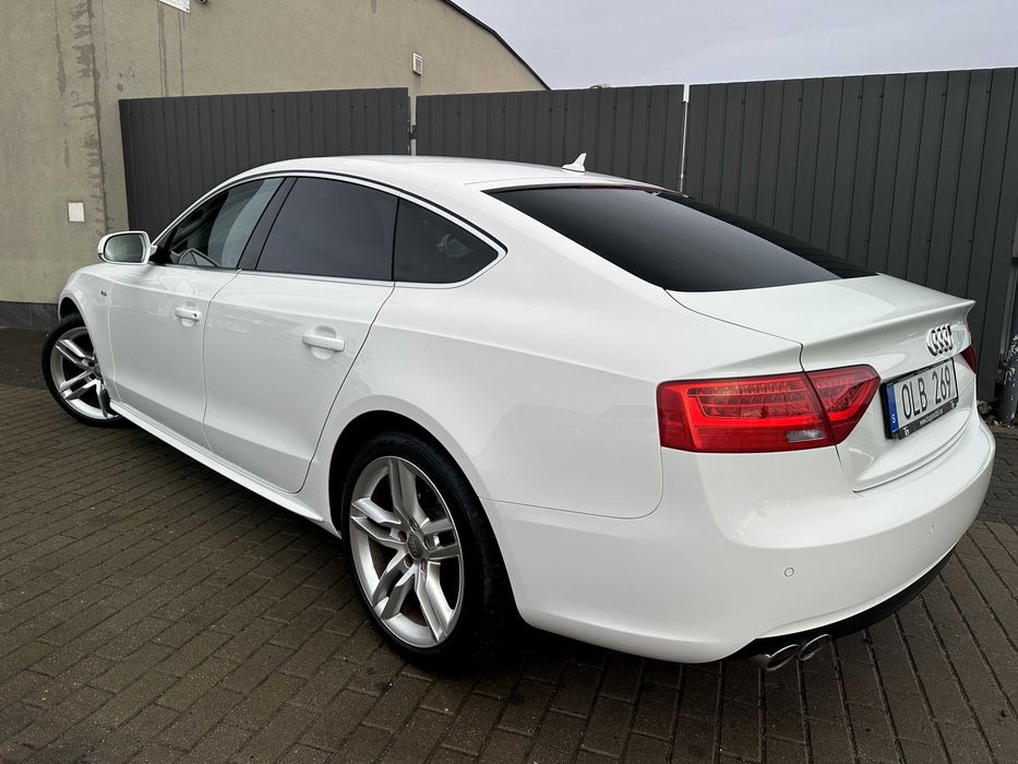 AUDI A5 SPORTBACK LIFT 2.0 TDI 177PS S-Line Bi-Xenon Led Navi PDC 18"