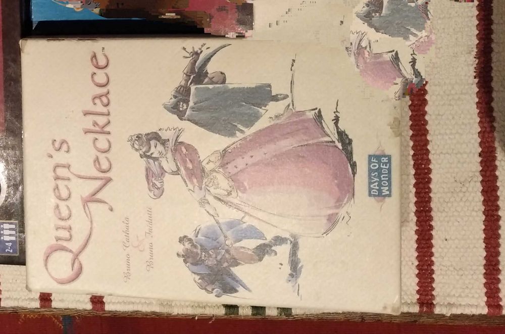 Jogos de tabuleiro: katamino, queen's necklace.