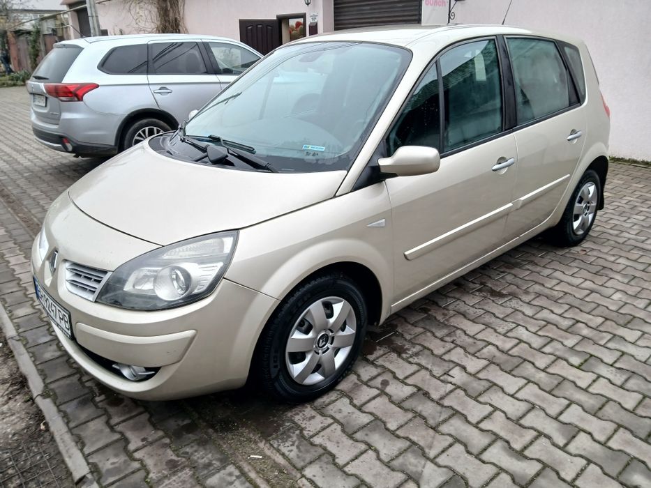 Авто в родной краске все стекла родные резина зима с документами порядок срочная продажа