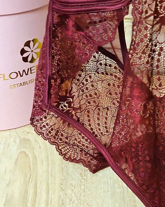 Бордовый кружевной боди Secret Possessions 75D (S/M)