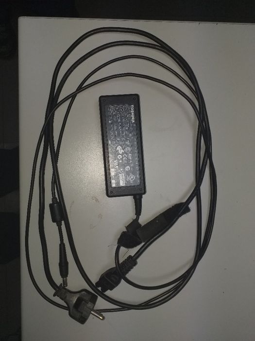 Toshiba L300 (PEÇAS)