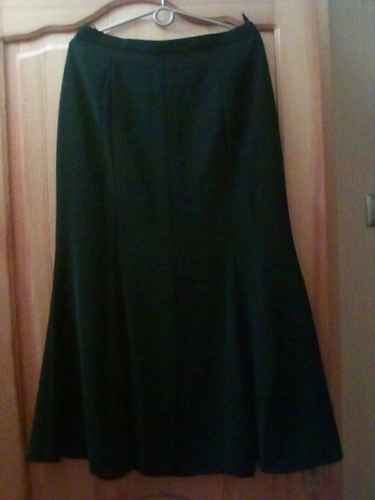 Продаю женскую юбку