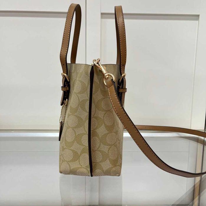 Сумка Coach mollie tote 25см