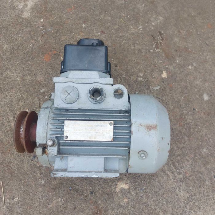 Продається мотор