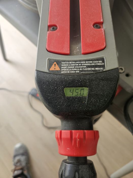 Serra meia esquadria milwaukee