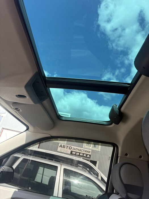 Land Rover Frilender 2.0 TDI honda