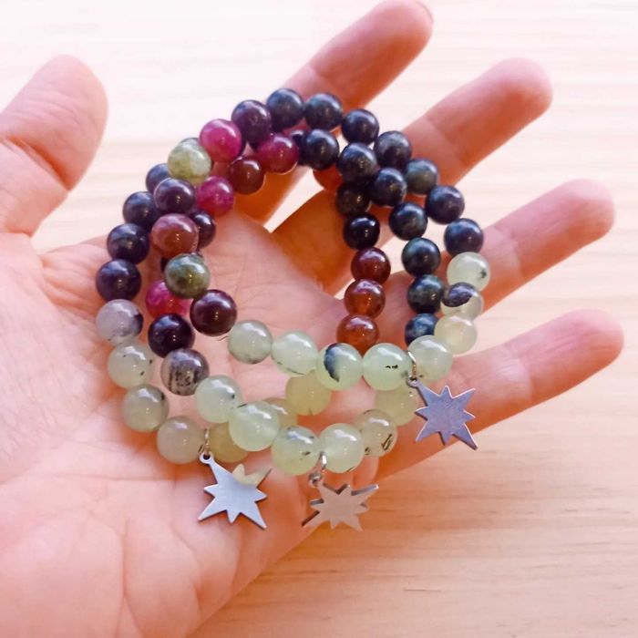 PULSEIRA DE TURMALINA MELANCIA, JADE NATURAL TIBETANA E PREHNITE