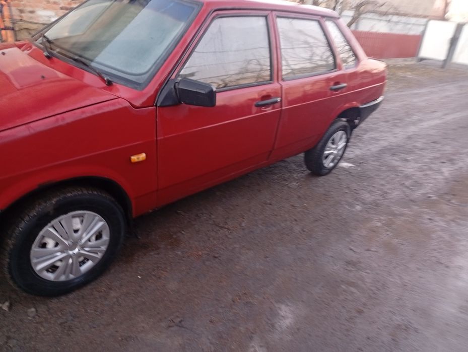 Продам ВАЗ 21099 1,5 бензин