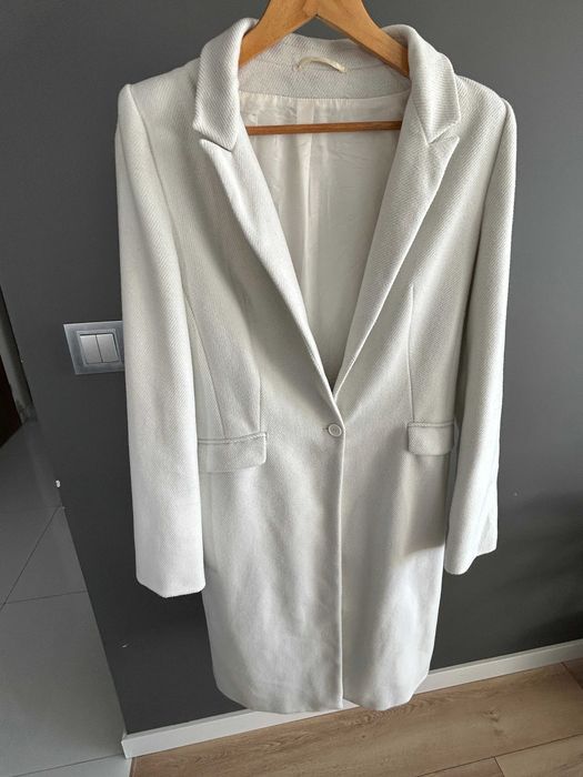 Elegancki długi płaszcz