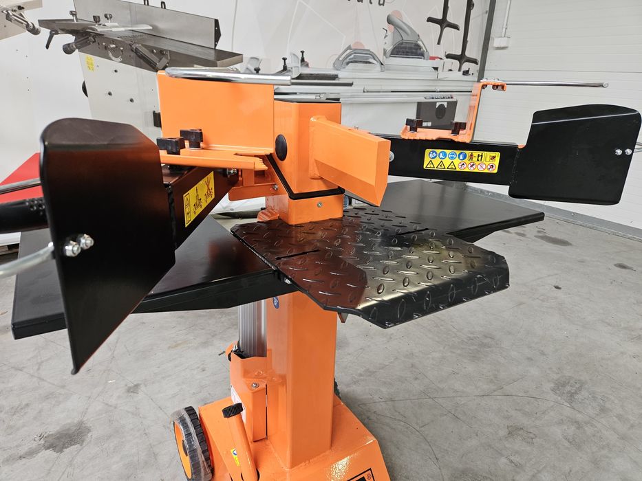 Łuparka do drewna Atika 8 ton niemecka