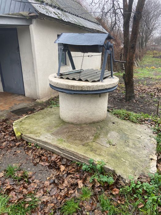 Продам половину газифікованого будинку в м.Сміла із літньою кухнею