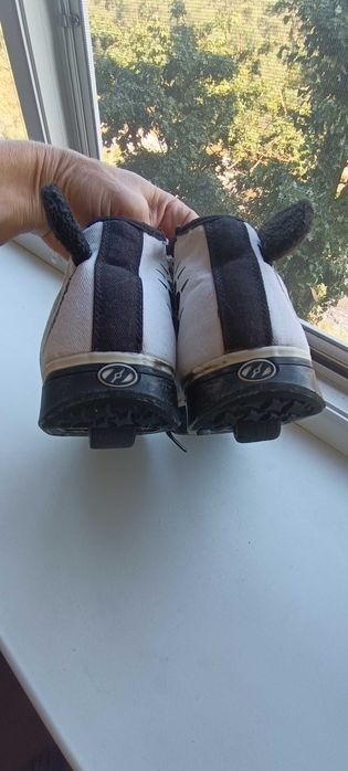 Дитячі роликові кросівки Heelys, 35р