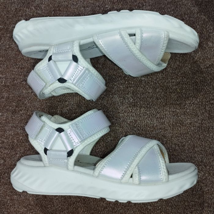 27-35, 38. Босоніжки шкіряні на дівчинку Ecco SP.1 Lite Sandal K