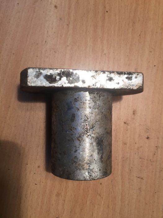 корпус пневмоцилиндра КОМ на кпп камаз