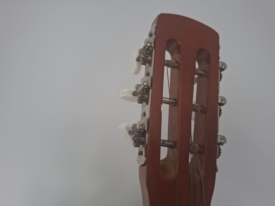 Gitara DEFIL Kolekcjonerski Stan  z czasów PRLu.