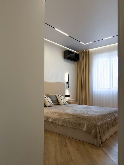 2-новобудова біля ТЦ Майдан з добротним ремонтом!