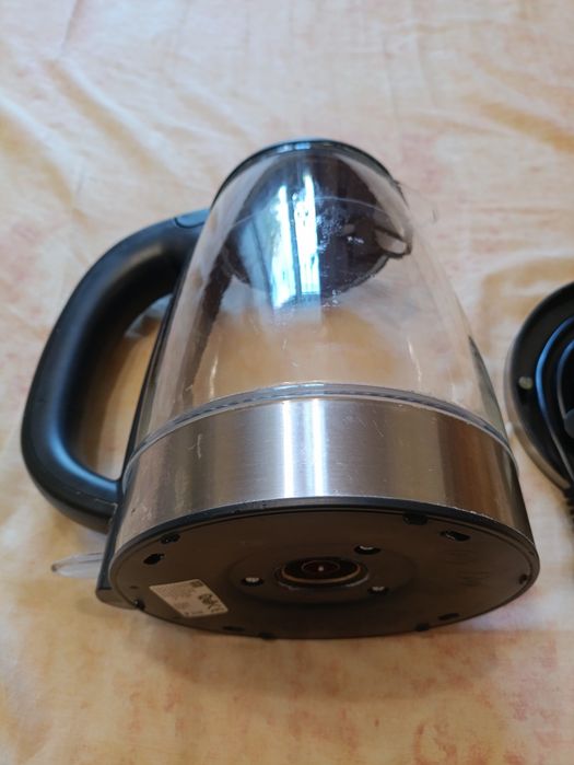 Электрочайник HOME 2200W