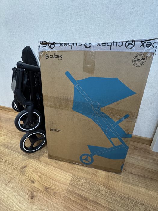 Прогулянкова коляска cybex beezy стан нової