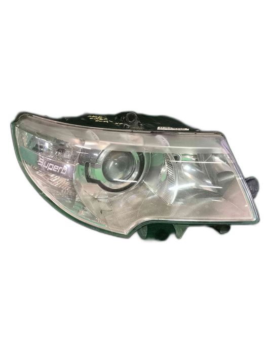 Ótica / Farol Direito SKODA SUPERB II 3T1941016E (OEM) | 1ZS24704710 (OEM)