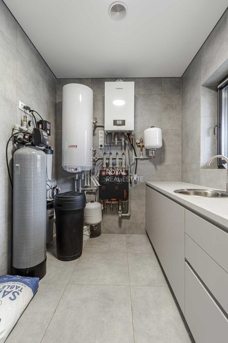 Продаж Будинок 192м2 5кімн 7соток Крушинка Газ