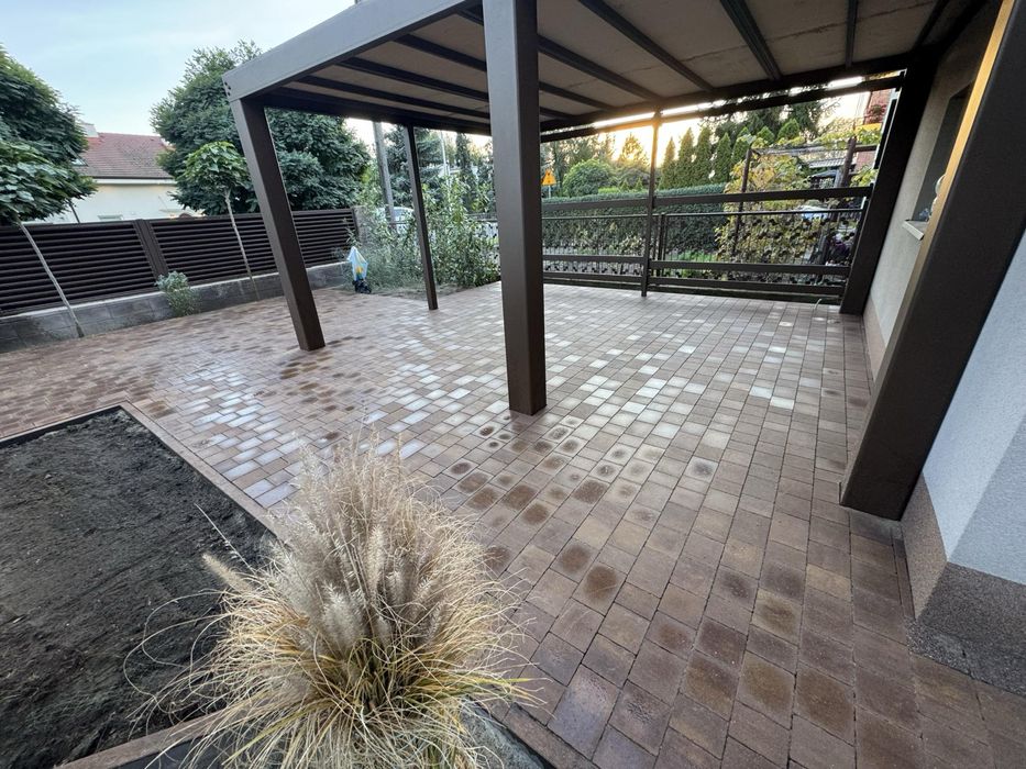 Układanie kostki brukowej