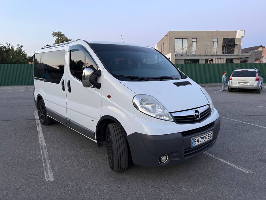 Продам OPEL Vivaro