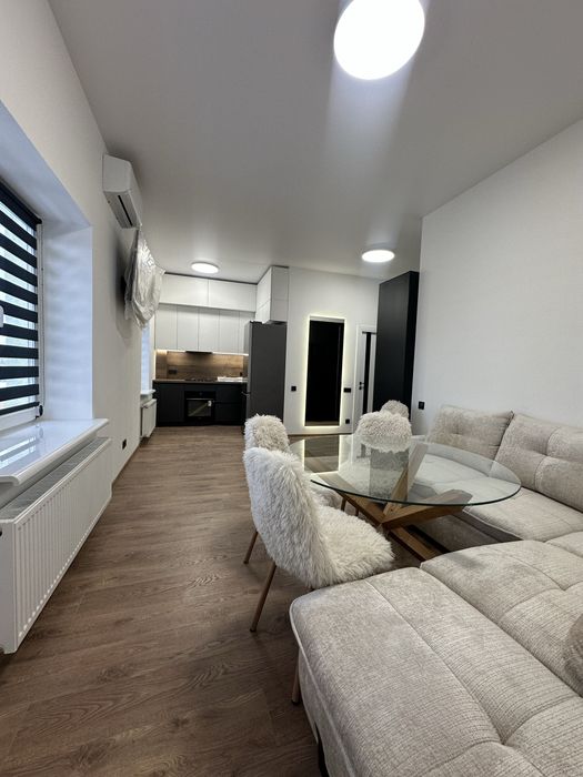 **ЦЕНТР! Перша Оренда 1-К Преміум Класу! Красна Площа